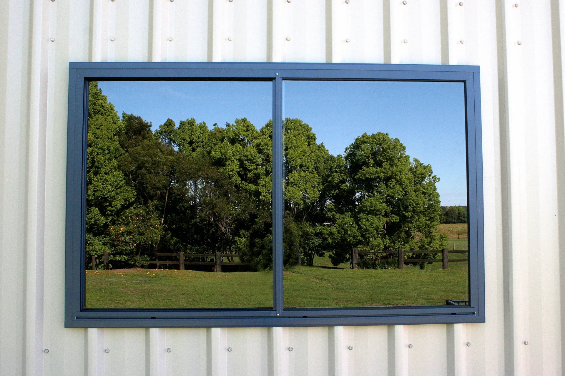 Sliding Window - 790h x 1274w