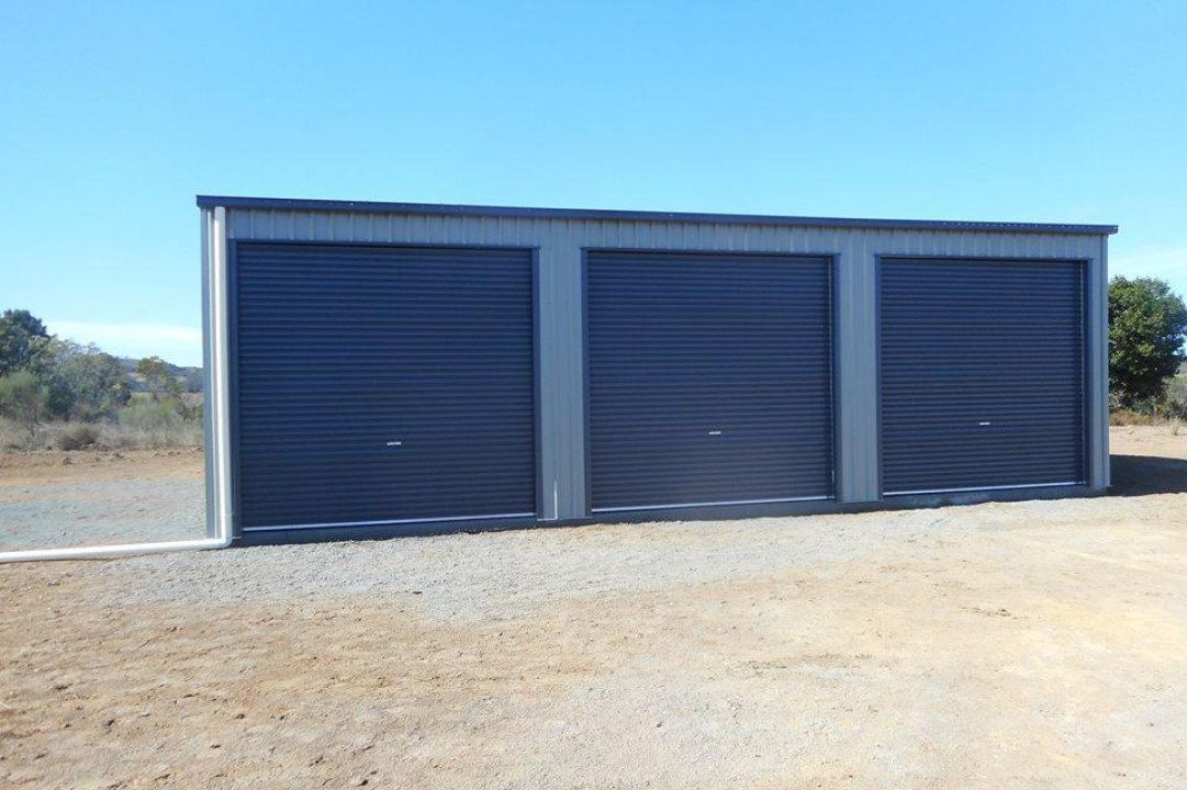 3100mm High Domestic Windstrong Roller Door